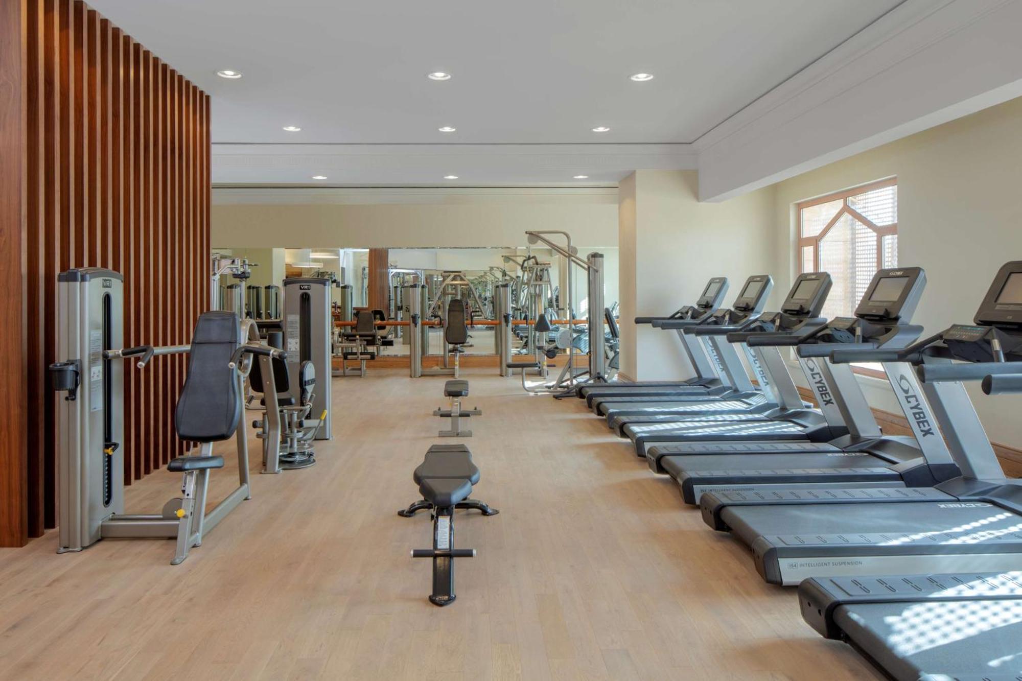 Grand Hyatt Amman Amã Exterior foto The gym at the hotel