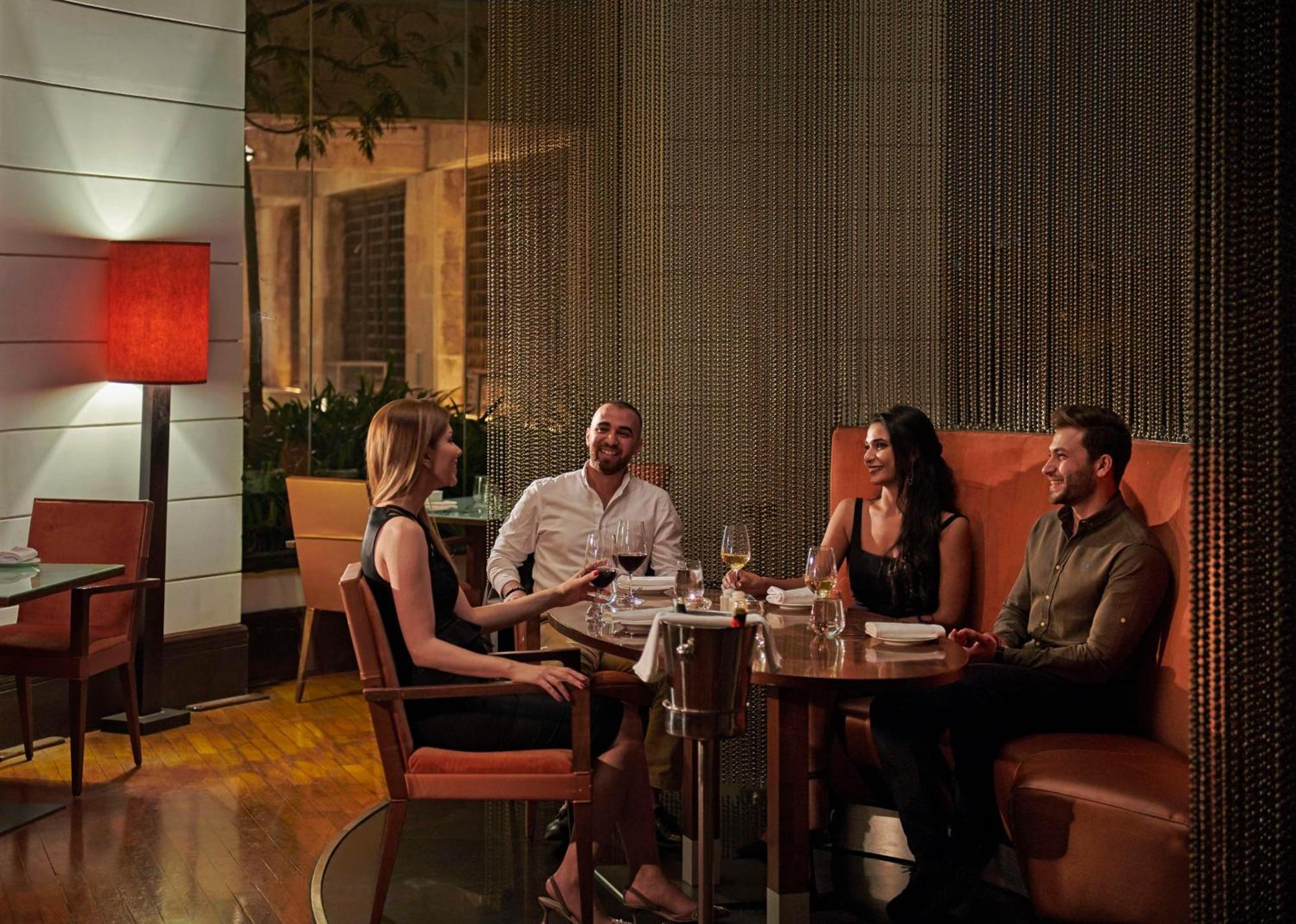 Grand Hyatt Amman Amã Exterior foto The restaurant